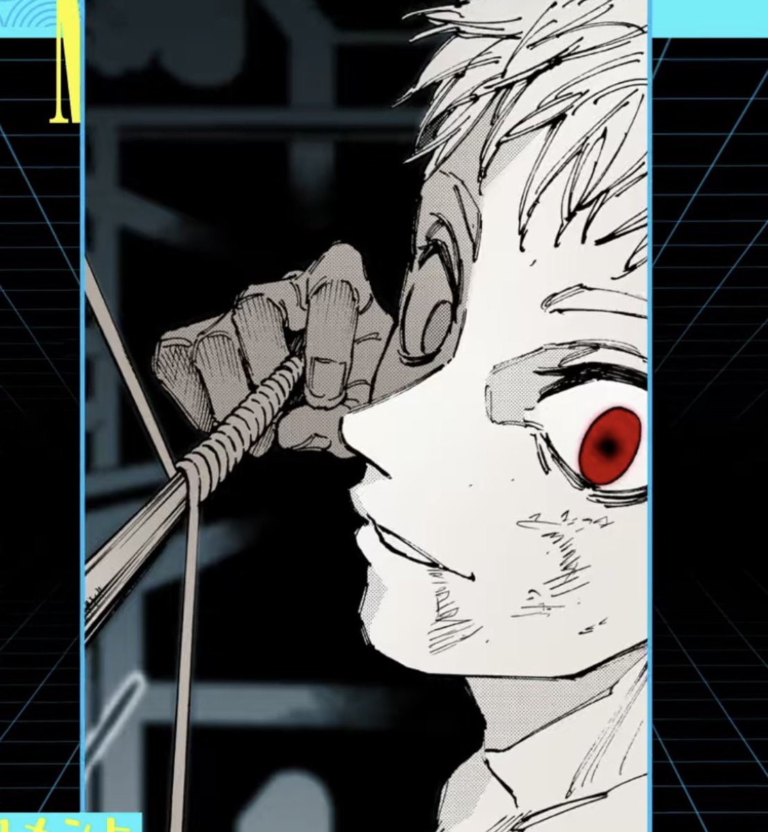 와 텐큐 그러면 완전 오드아이네
오른쪽 눈은 보라색 왼눈은 빨간색