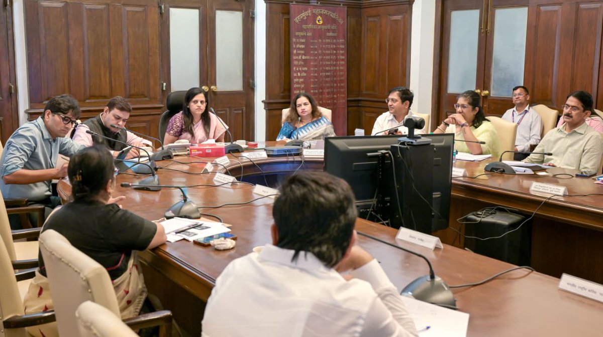 *मुंबई वार्ता*

मुंबई में मतदाता सूची के विशेष पुनरीक्षण कार्यक्रम को सफल बनाने के लिए राजनीतिक दलों से सहयोग की अपील। 

 mumbaivarta.comमुंबई-में-मतदाता-सूची-के-व/
<a href="/AshwiniBhide/">Ashwini Bhide</a> <a href="/BJP4Mumbai/">BJP Mumbai</a> <a href="/INCMumbai/">Mumbai Congress</a> <a href="/MumbaiNCP/">NCP Mumbai</a> <a href="/ShivSenaUBT_/">ShivSena - शिवसेना Uddhav Balasaheb Thackeray</a> <a href="/Shivsenaofc/">Shivsena - शिवसेना</a> <a href="/mnsadhikrut/">MNS Adhikrut - मनसे अधिकृत</a> <a href="/mybmc/">माझी Mumbai, आपली BMC</a>