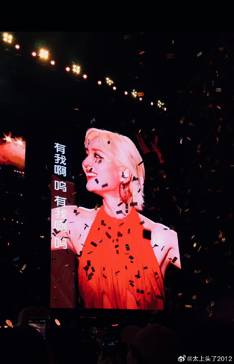 Cmllrbt's tweet image. Unleash your inner star at [KTV名称]! Grab mics, belt out hits, and make memories with friends. 50% off all packages till Friday—don’t miss the spotlight! #KTVVibes #SingLoud #PartyTime