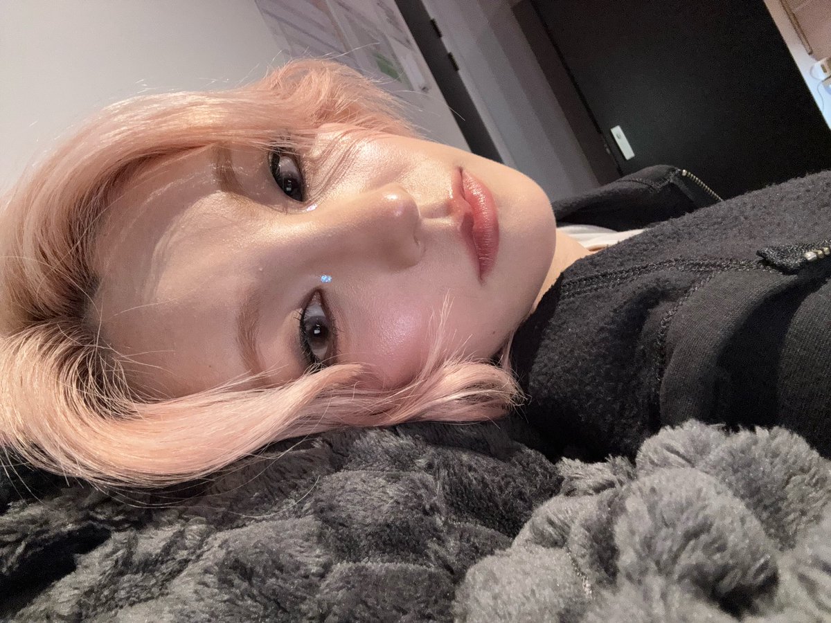 yeji bubble 🖤 tweet media