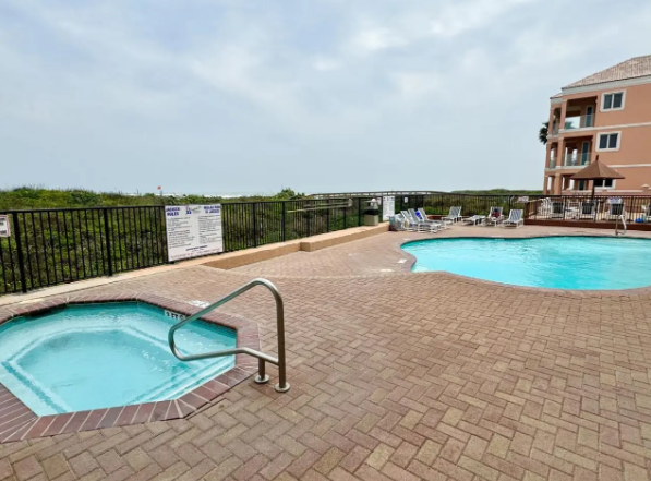 mypadreisland's tweet image. 🌅 Wake up to ocean views that steal the show. MyPadre offers stylish South Padre condos with modern comforts, beach access, and space to unwind 🌊✨ Your next coastal stay starts here 🏖️💙

🌐 tinyurl.com/2amarn3c
☎️ 956-761-2649

#MyPadre #SouthPadre #BeachfrontStay