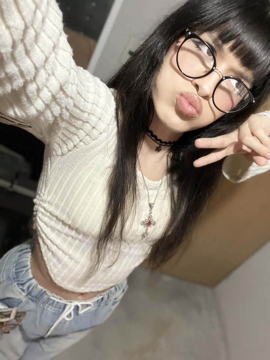 nika Sofia🌸🏳️‍⚧️ tweet media