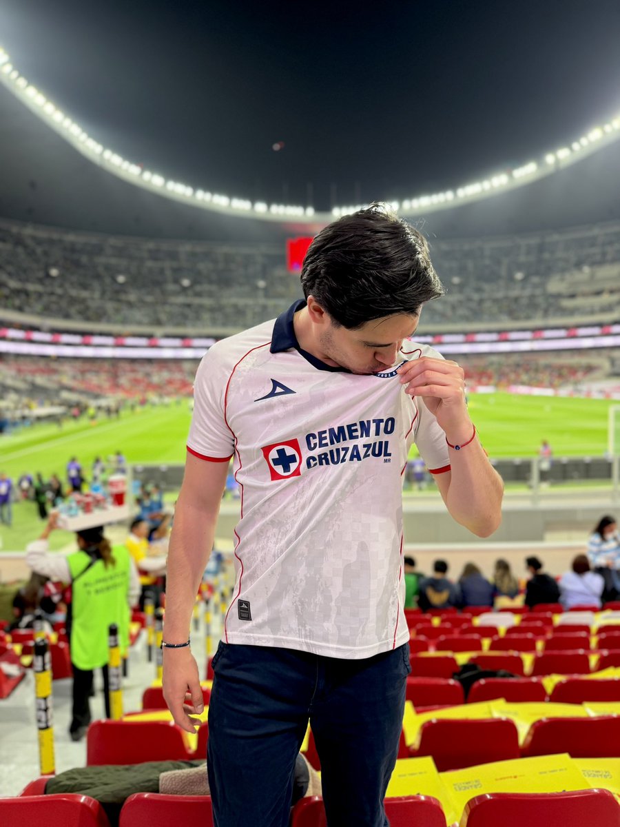 miguelcamara's tweet image. 🚨#GIVEAWAY AZUL🚨

🎫 ¡TE REGALO BOLETOS PARA EL JUEGO ANTE NECAXA ! 
 
1️⃣Sigue a @calientesports y a mí 
2️⃣Dale 🔁 y ❤️
3️⃣Sígueme en Insta (miguelcamara)
4️⃣Comenta a quien llevarías al estadio 🚂#MásAcciónMásDiversión 🔥 

🎫 ¡Se regalará un pase doble!