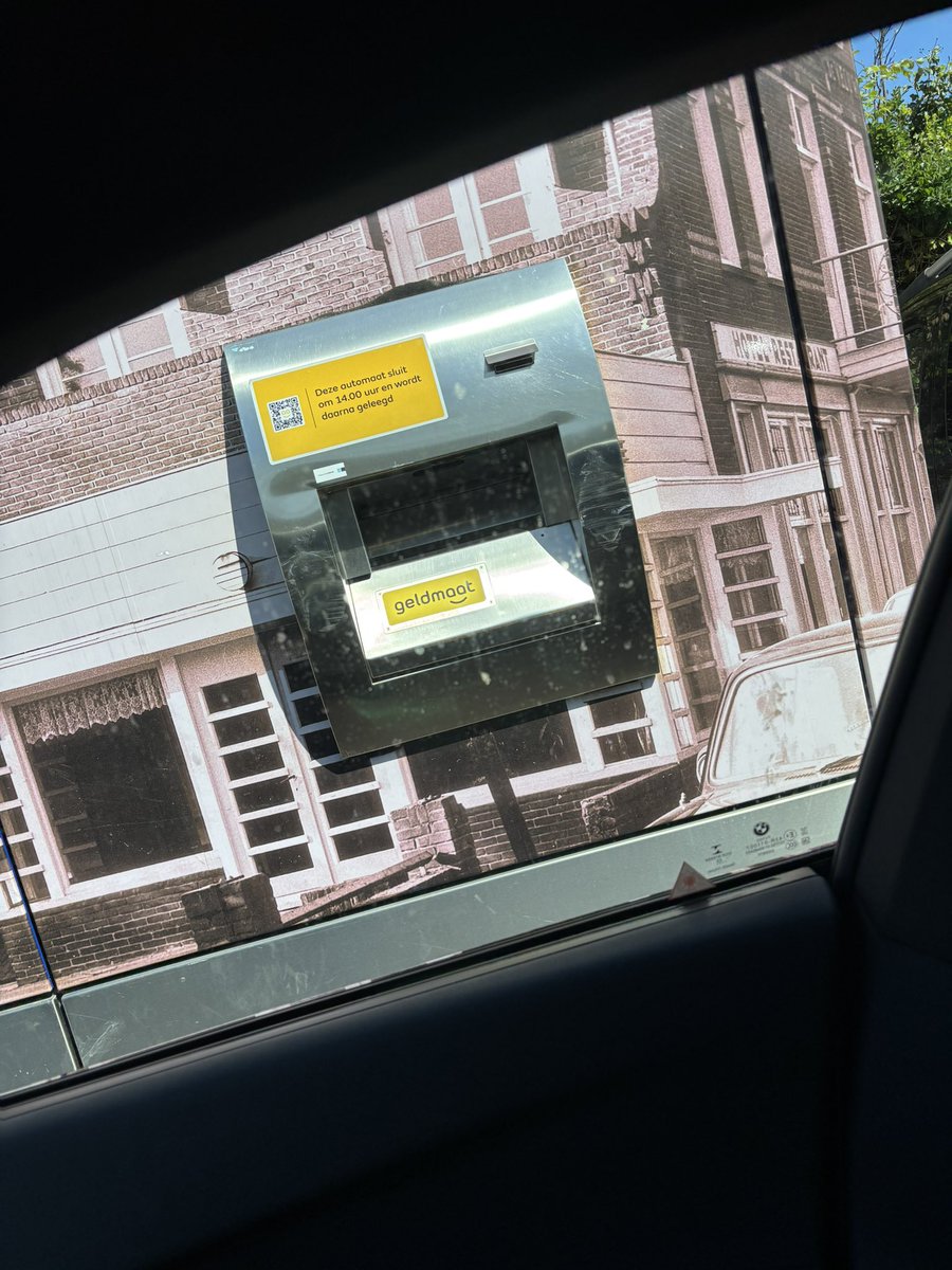 Echt wtf <a href="/geldmaat/">Geldmaat</a> sealbagstorten in mijn plaats weg, dus 20 minuten rijden en dan zonder enige aankondiging ‘om 14.00 dicht’. Nee, echt tópservice hoor!