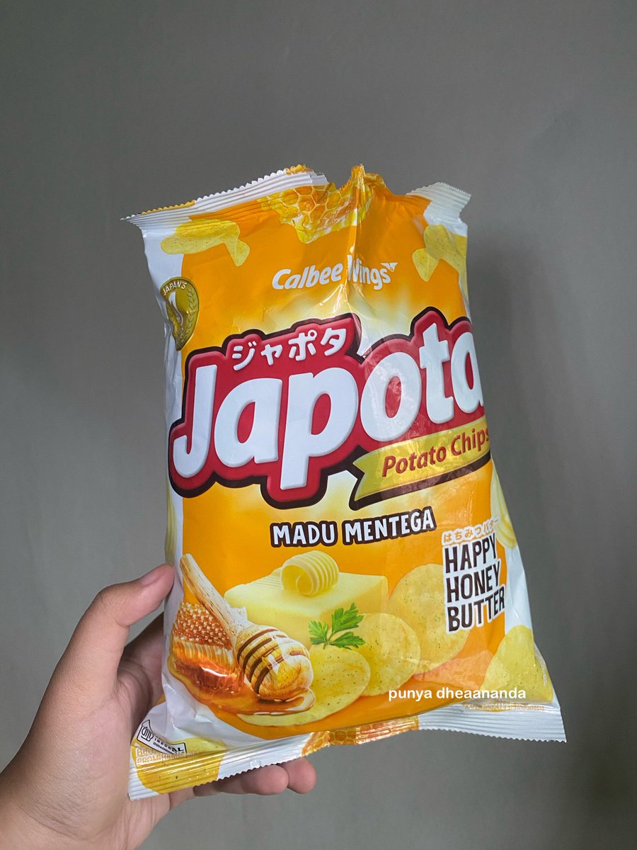 lalavyy's tweet photo. HAHA YESS, SETUJU POKOKNYA👍🏻.. 

jajan ini emg ga bisa di skip samsek krn enak poll apalagi honey butter + nipis pedes 🤤 https://t.co/Ep14cmC8V6