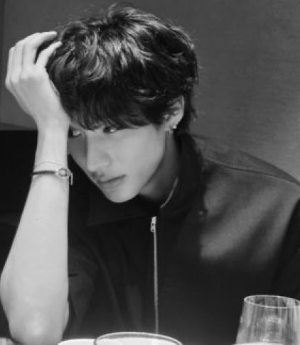 งงชีบิมากจู่ก็บ่นว่าตัวเองทำท่าเหมือนแอนตันเลย คือคิดถึงม๋าเด็กทำไมไม่บอกมาไลฟ์ด้วยกัน 🥹