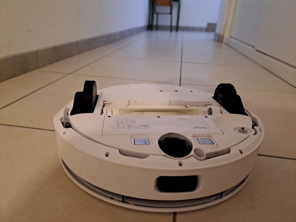 ILSOTRANTO's tweet image. Il tuo #iRobot Roomba 205 DustCompactor Combo ha bisogno di una pulizia? ✨
Ecco un tutorial veloce per svuotare contenitore, pulire filtro e spazzole, e farlo tornare al massimo delle prestazioni
Guarda il video completo youtu.be/mXG1Kl9yfN0
#Roomba #SmartHome #PuliziaFacile