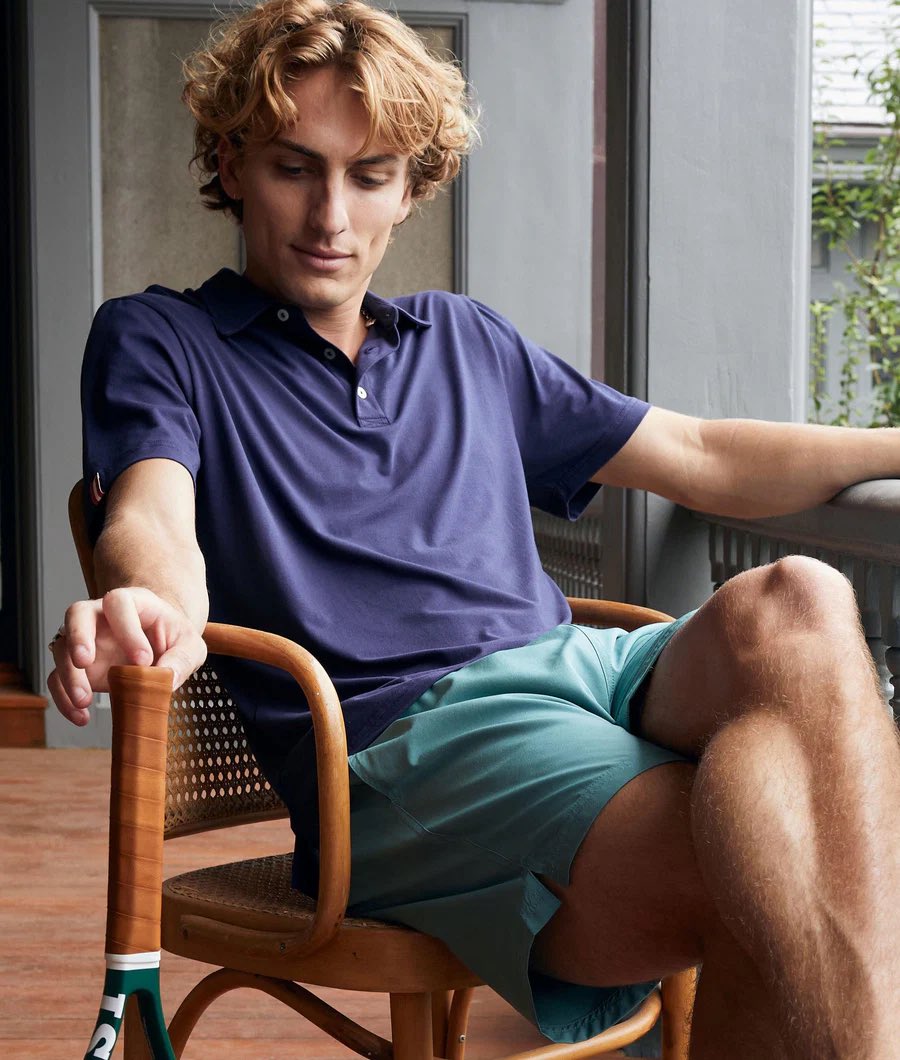 Hol's Locker tweet media