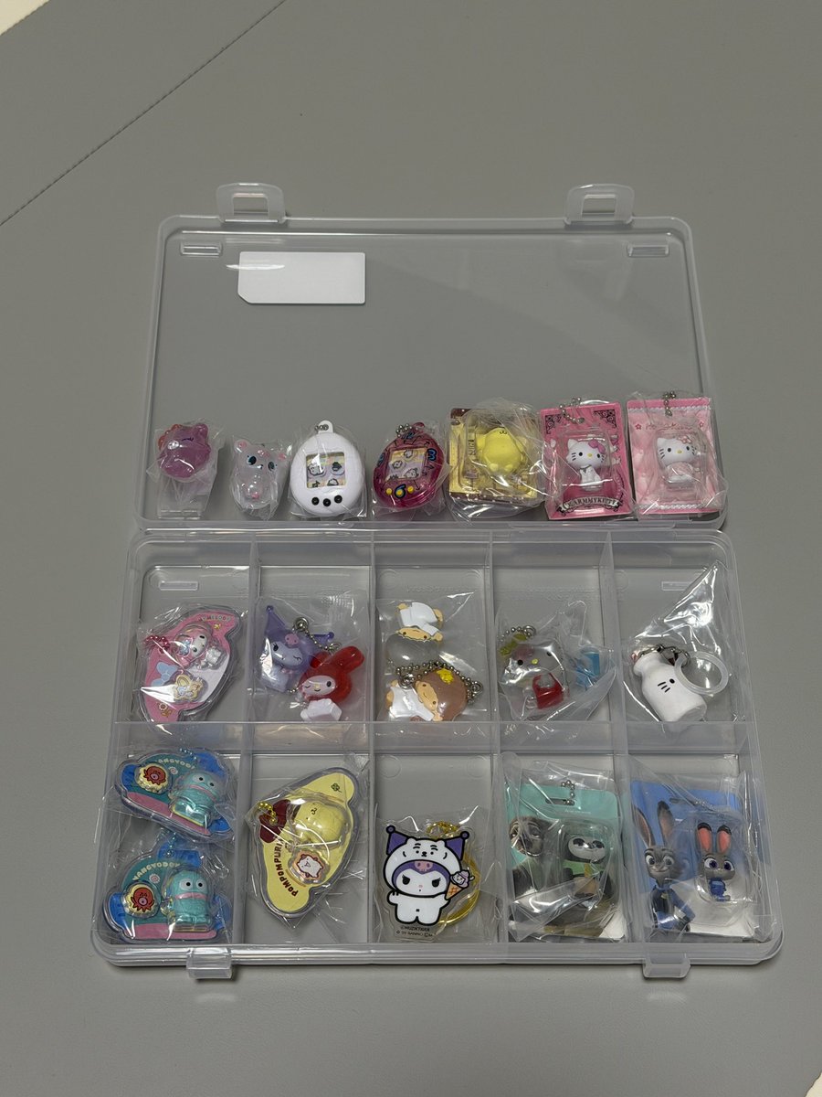 サエ tweet media