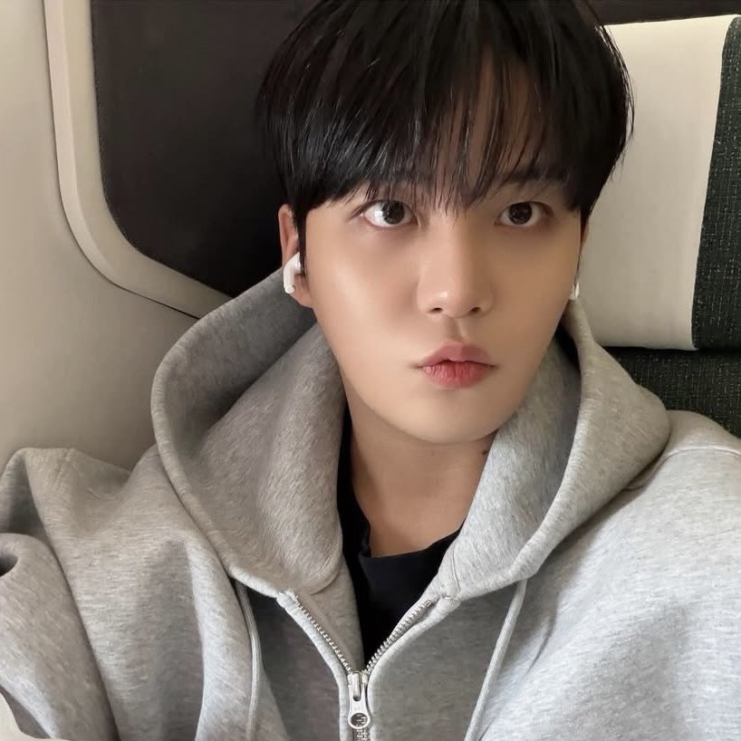 ysa 쫑☁️ tweet media