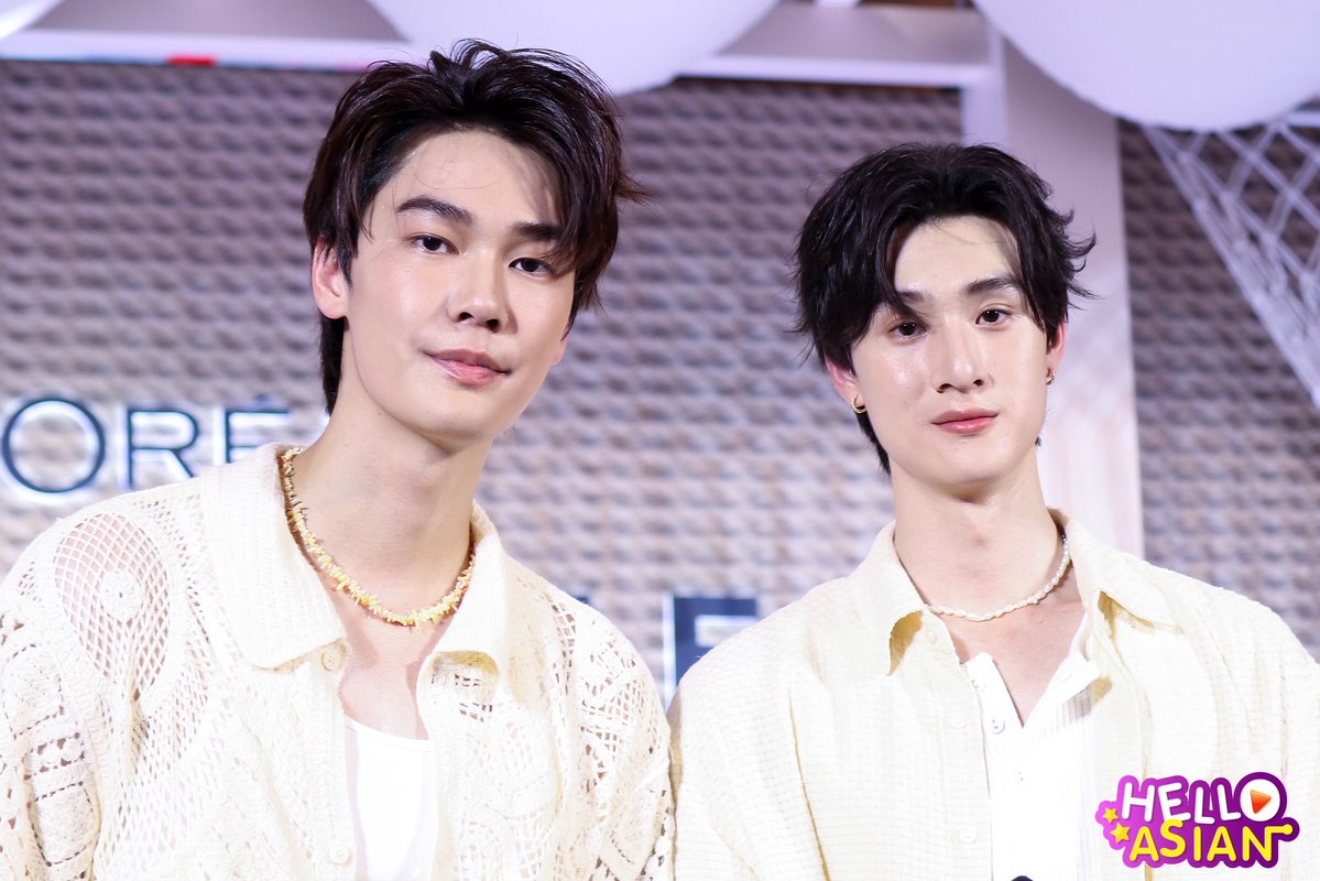 Hello Asian tweet media