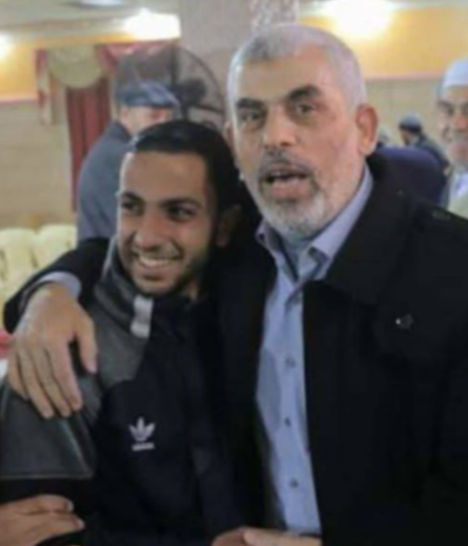 NizNellie3 tweet media