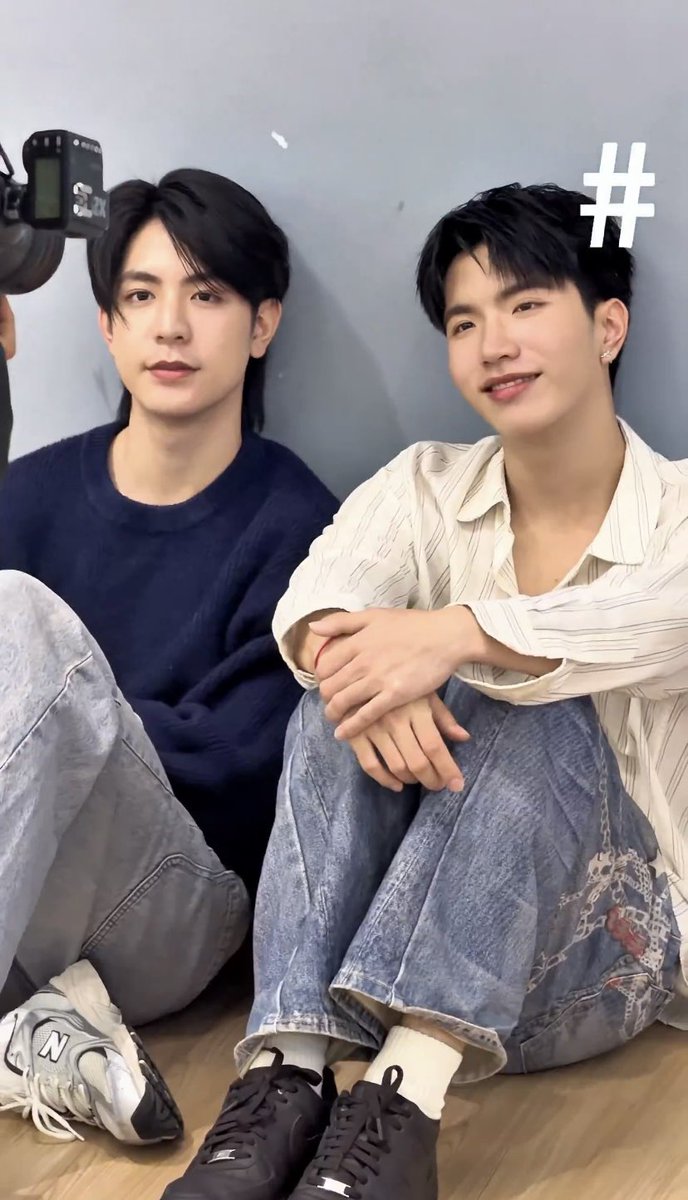 นีนี่ 🌻ft. ยอมมะ tweet media