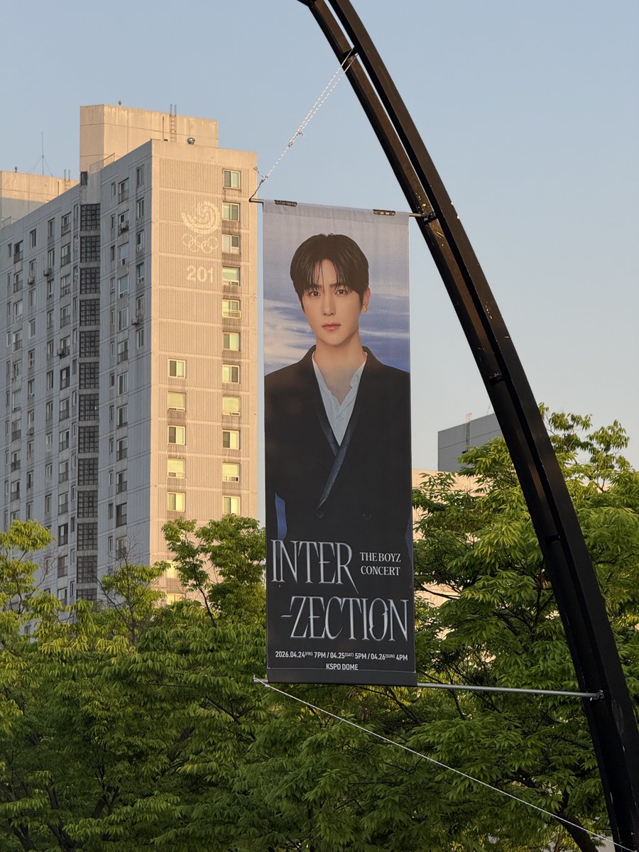 poppinggoing's tweet photo. 하트해 과다섭취함🫰🩵 https://t.co/BPf59f3TyR