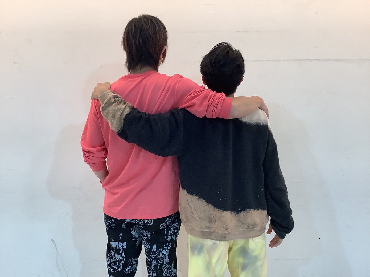 nuieater's tweet photo. we don't talk enough about how jean and connie voice actors in several languages (japanese, english, french, maybe in other languages too) recreated their characters' final pose god i'm gonna cry like genuinely https://t.co/PNsZnC92Xu