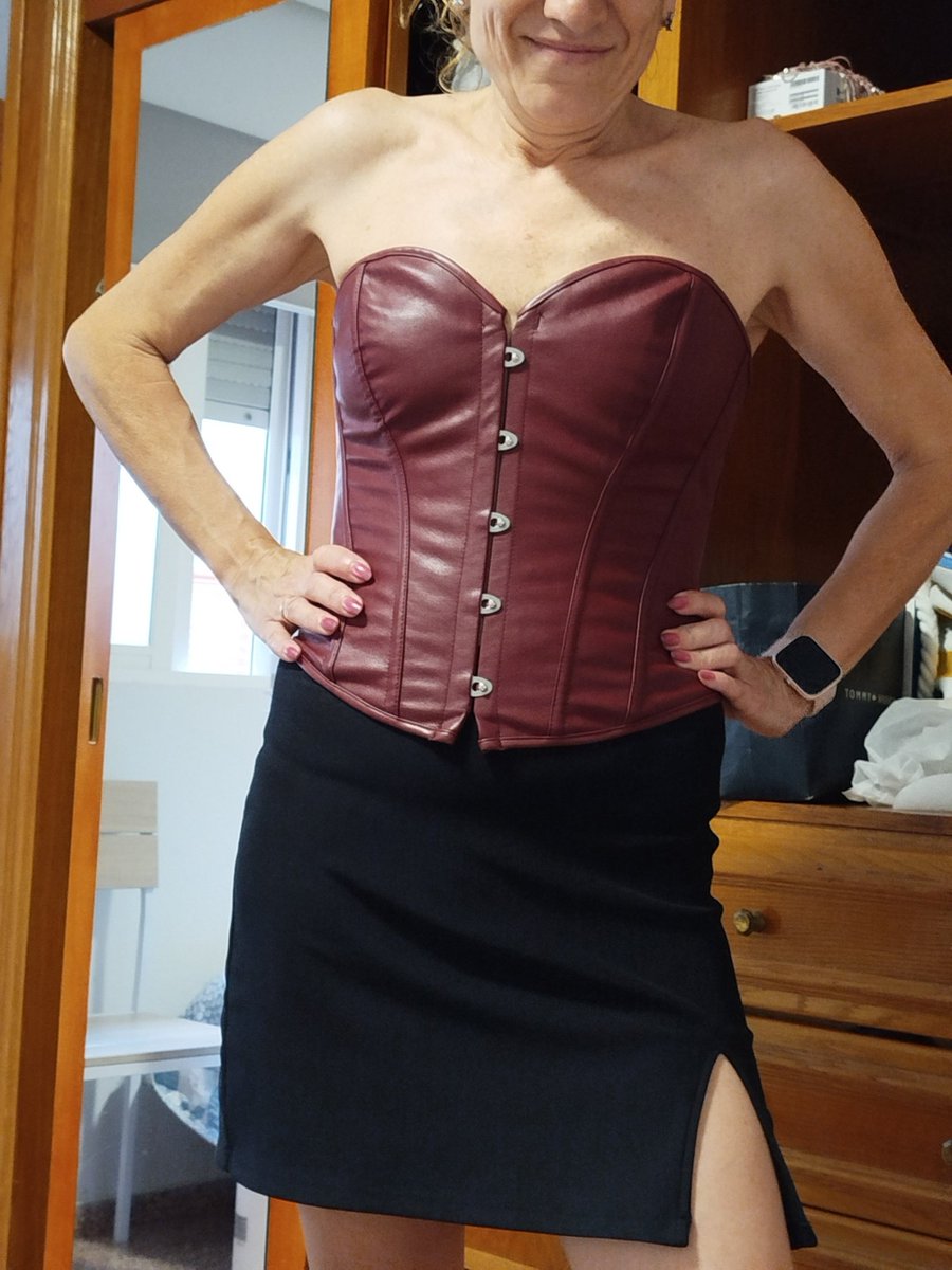 maika hotwife tweet media