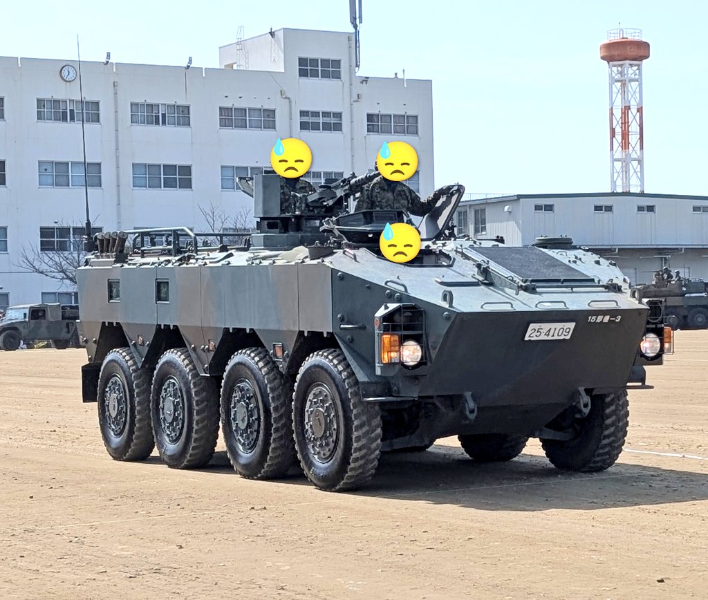 Kamikaze1400's tweet photo. 第15即応機動連隊(善通寺駐屯地)に所属するWAPC
#第15即応機動連隊
#WAPC
#陸上自衛隊
#96式装輪装甲車
#自衛隊 https://t.co/bHyJvnJGq9