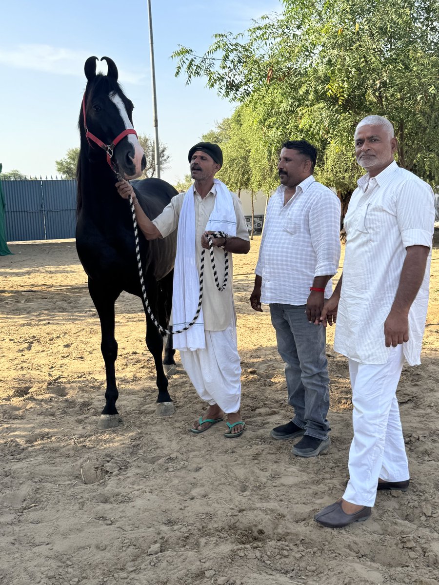 Advo Mahendra Singh Barmer tweet media