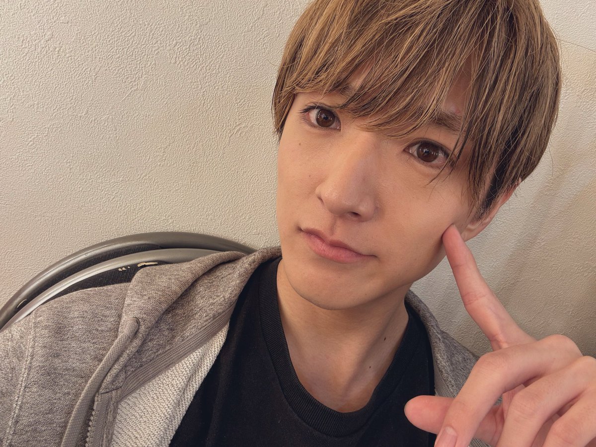 SO【ON FLEEK】 tweet media