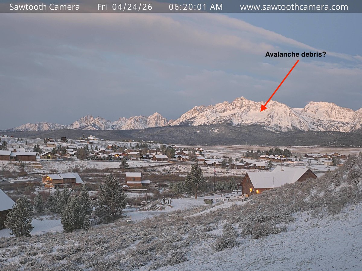 SawtoothAvy's tweet photo. We've updated our General Avalanche Information product. After 3-10" of new snowfall this week, be on the lookout for cracking or collapsing as evidence of unstable snow. Looking for changing conditions or unexpected hazards is the best way to play it safe in the mountains. https://t.co/a81YRGH0X9