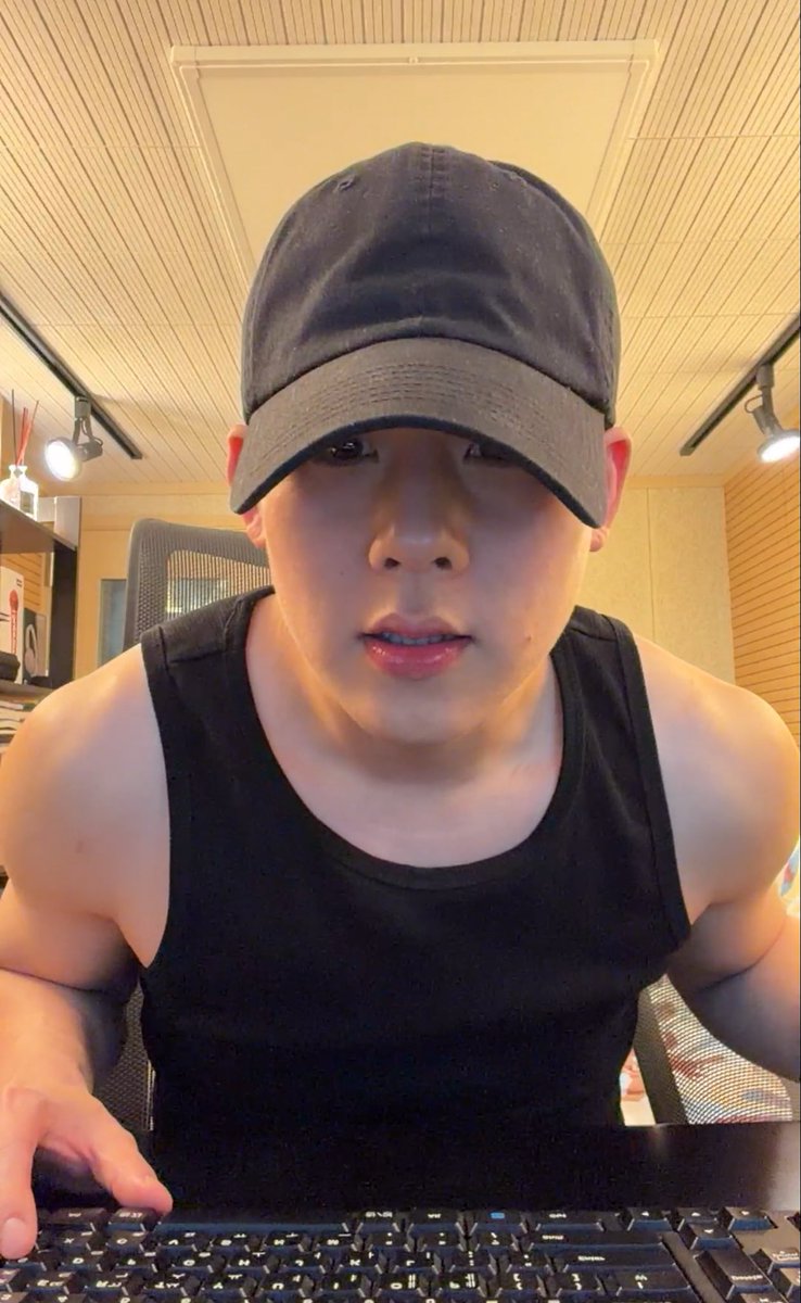 nobii. mt after dm tweet media