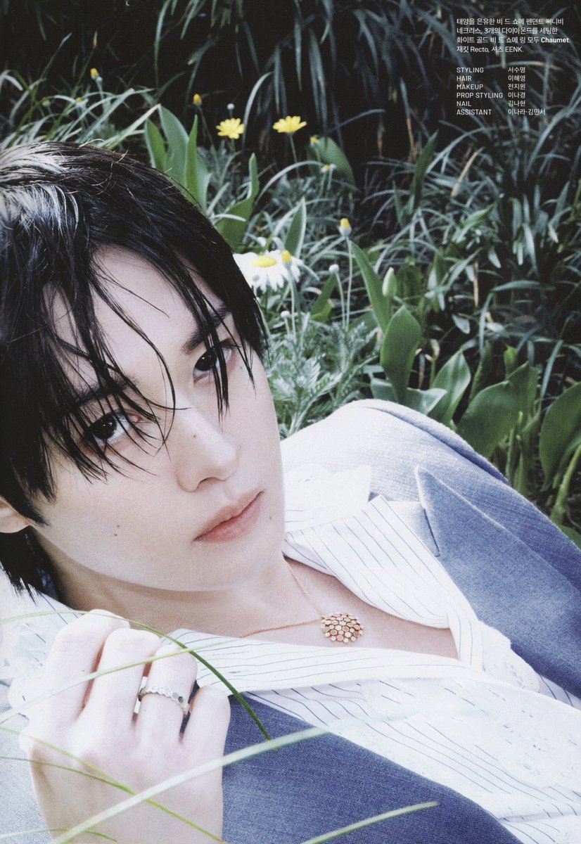 LeeKnowBrasil's tweet image. ↱#PIC 🐰 24.04.26↲ Não estávamos preparados para tanta beleza!!!!!

Algumas das fotografias do #LEEKNOW para a edição de maio da Marie Claire Korea!!!!

#스트레이키즈 #리노 #LEEKNOW #StrayKids @Stray_Kids 👻

Cr. Little_Freak_K