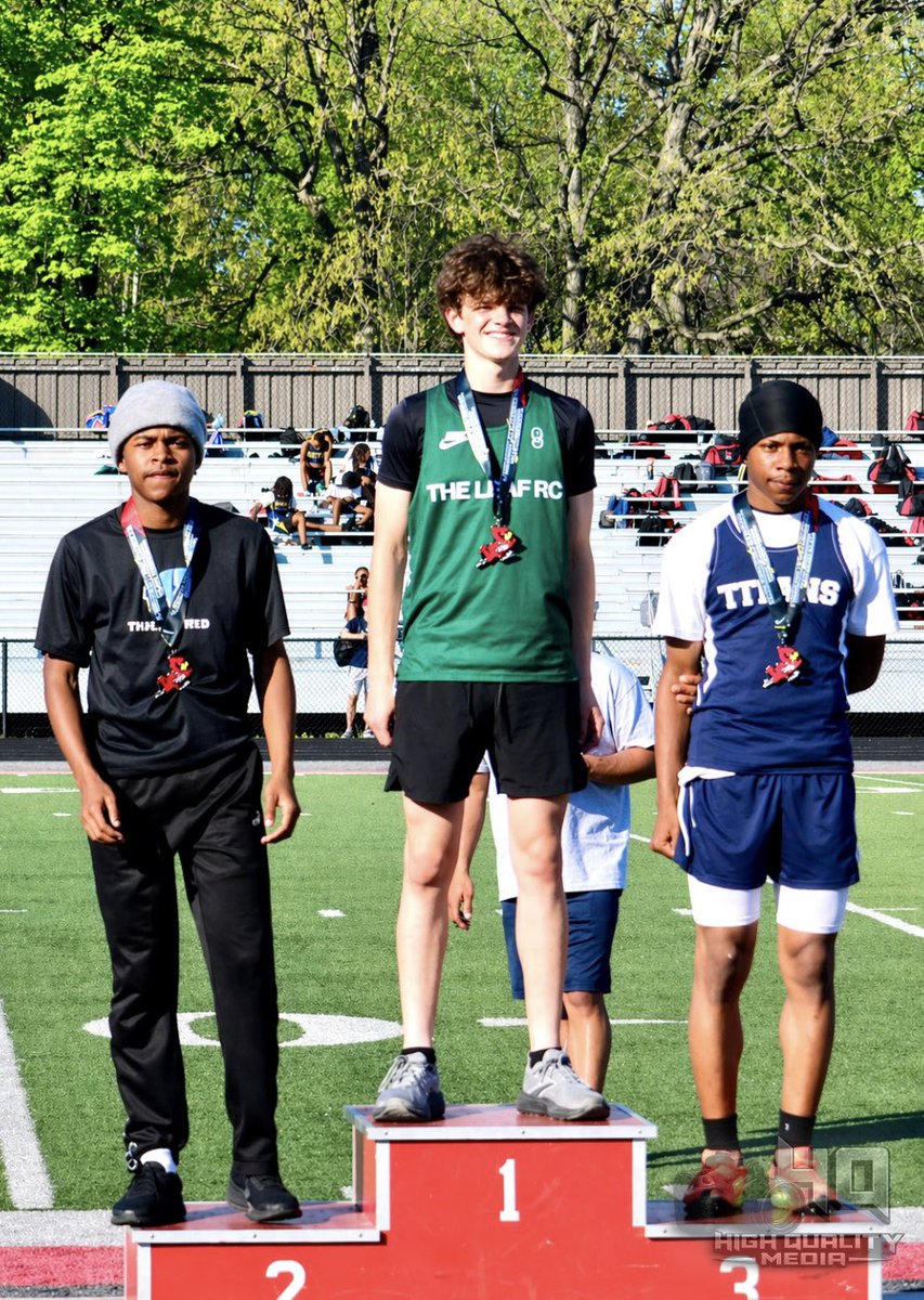 tj_8ball's tweet image. 2nd Place 110mH 
3rd Place 200mH 
#mentorinvitational #8thgrade #seeyouatStates
