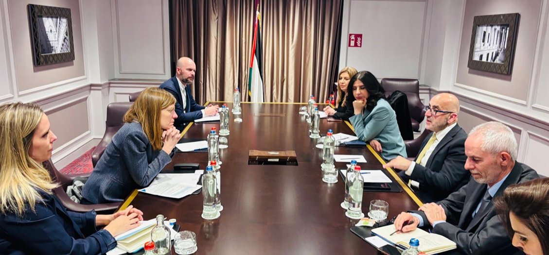 Development Canada tweet media