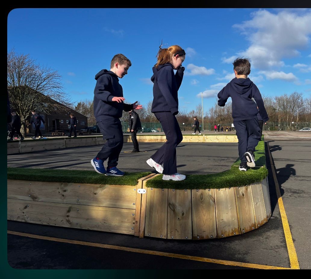 play_fitness's tweet image. A new way to create instant play and social spaces.
No major groundwork. No permanent install.
Just a simple, flexible solution.
The Portakourt 🌱

#Portakourt #OutdoorPlay #PlaygroundEquipment #ActivePlay #PlaySpaces #Innovation #MadeInUK