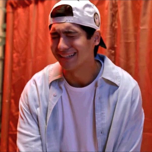 cj𝜗ৎ tweet media