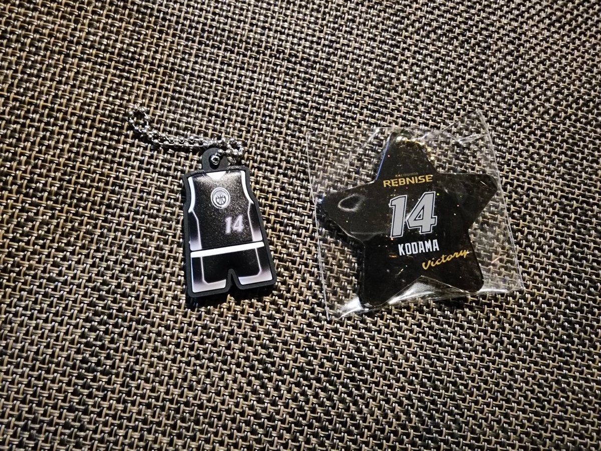 ひなた tweet media