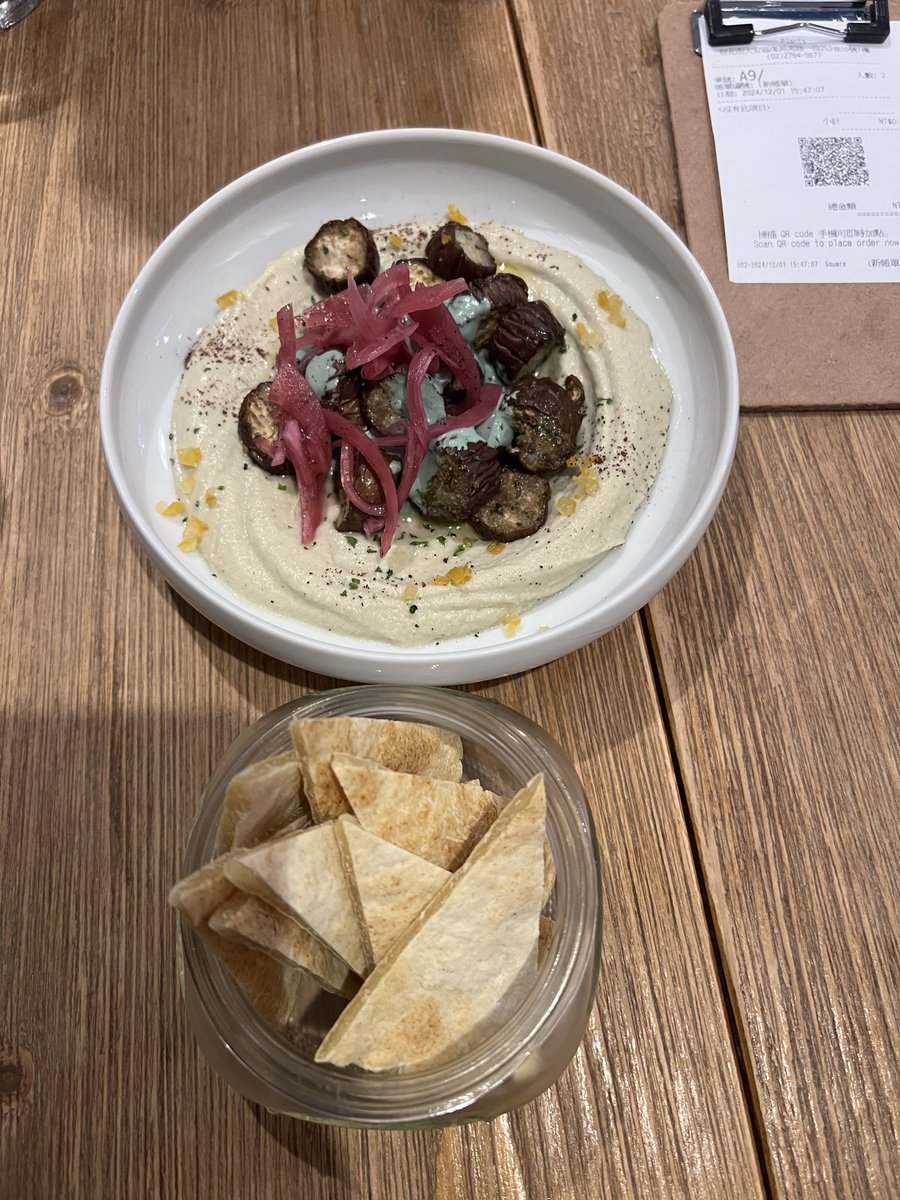 HoneyinTaiwan's tweet image. Taiwan food and drinks #taiwan #taipei #travel #photography #photooftheday  #building #Taipei101 #Architecturedesign #taipeitravel #streetphotography  #iseetaiwan #cyperpunk #coffee #ximending #rainbow #food #drink