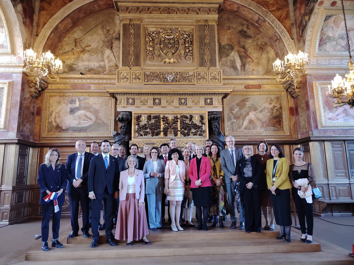 Prefet77's tweet image. #VisiteOfficielle  l🌍 Retour sur la venue des ministres du #G7 #Environnement à #Fontainebleau ce 23 avril. Accueil en forêt, focus biodiversité puis visite du château de #fontainebleau. 

Les échanges se poursuivent à Paris. 

#TransitionÉcologique #UNESCO