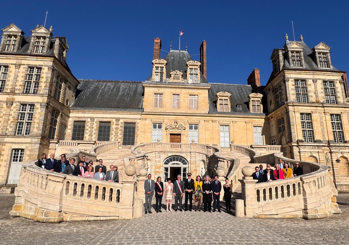 Prefet77's tweet image. #VisiteOfficielle  l🌍 Retour sur la venue des ministres du #G7 #Environnement à #Fontainebleau ce 23 avril. Accueil en forêt, focus biodiversité puis visite du château de #fontainebleau. 

Les échanges se poursuivent à Paris. 

#TransitionÉcologique #UNESCO