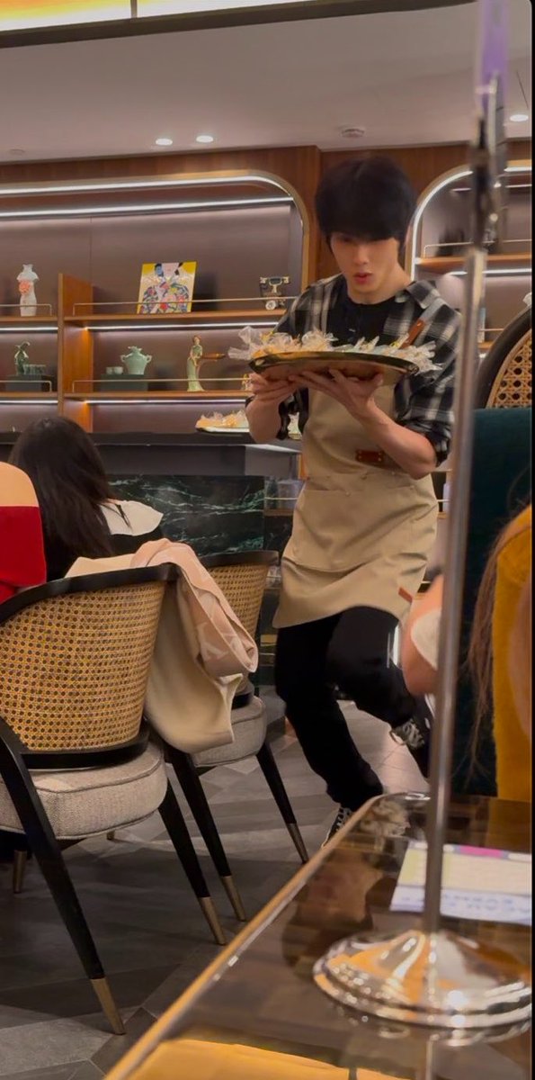 slow 또죠⁰⁶ tweet media