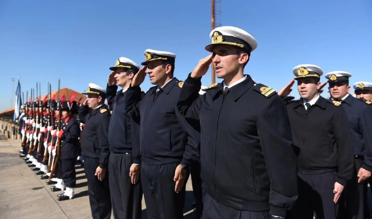 SA_Defensa's tweet image. 📍Buenos Aires, #Argentina (🇦🇷)

Tandanor Shipyard has launched the first TND 26-40 class tugboat for the @Armada_Arg.

The vessel, christened ARA Pampero, was laid down back in 2021 with the intent to procure a total of 7x units in the class.

📸: @Armada_Arg