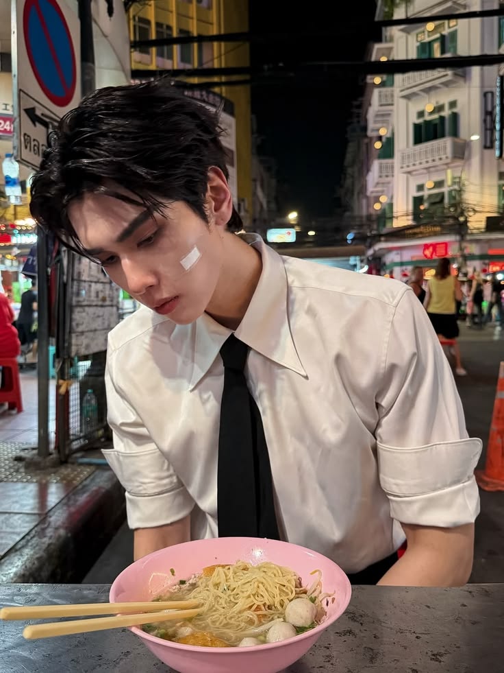 SungkyungP64538's tweet photo. THEM https://t.co/hf0iclYR6L