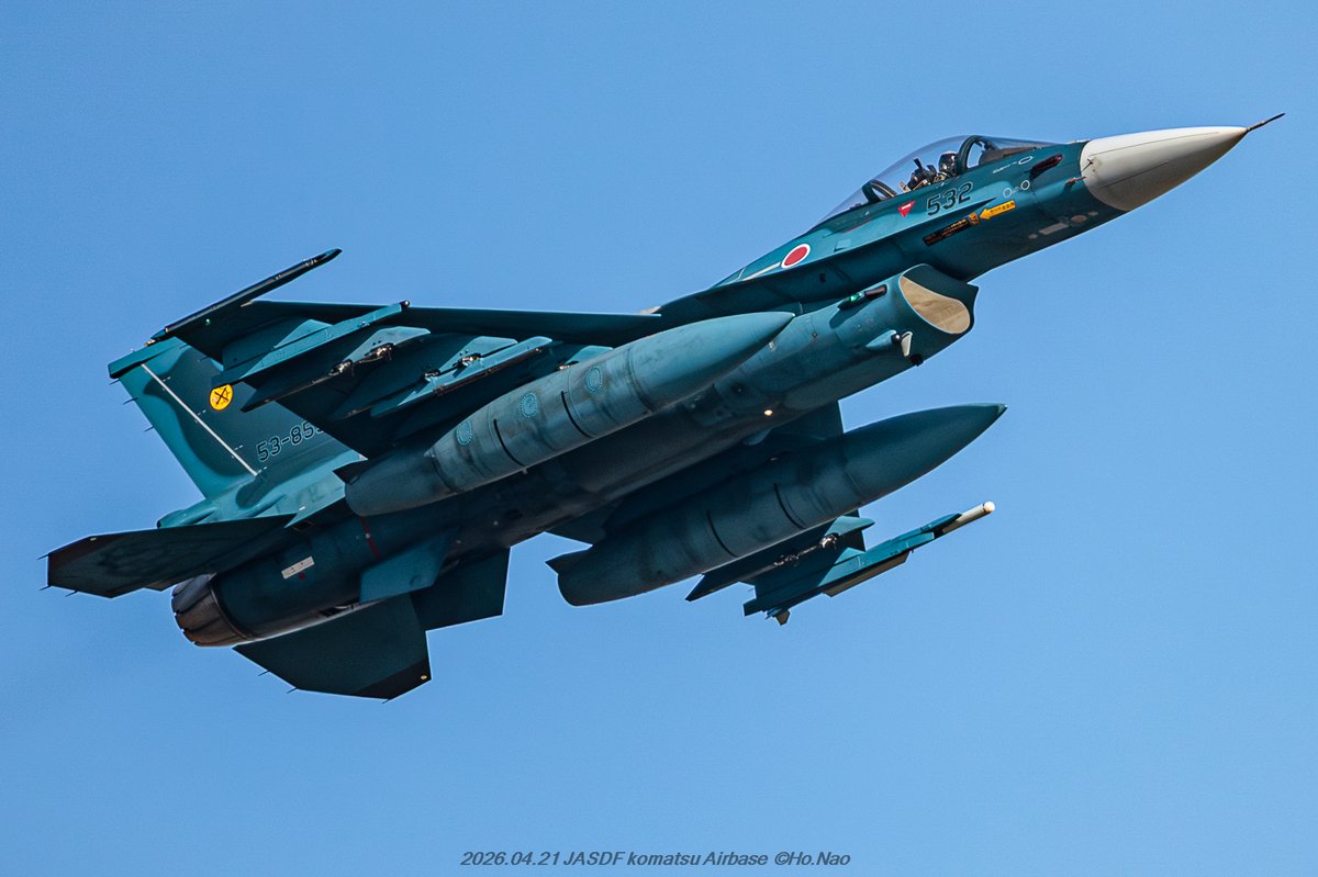 naopy09's tweet photo. 2026.04.21 JASDF Komatsu Airbase F2
航空自衛隊小松基地 
初めて順光でF2を撮れて嬉しかった https://t.co/7GNuLnQnNT
