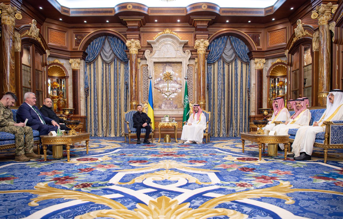 بندر الجلعود tweet media