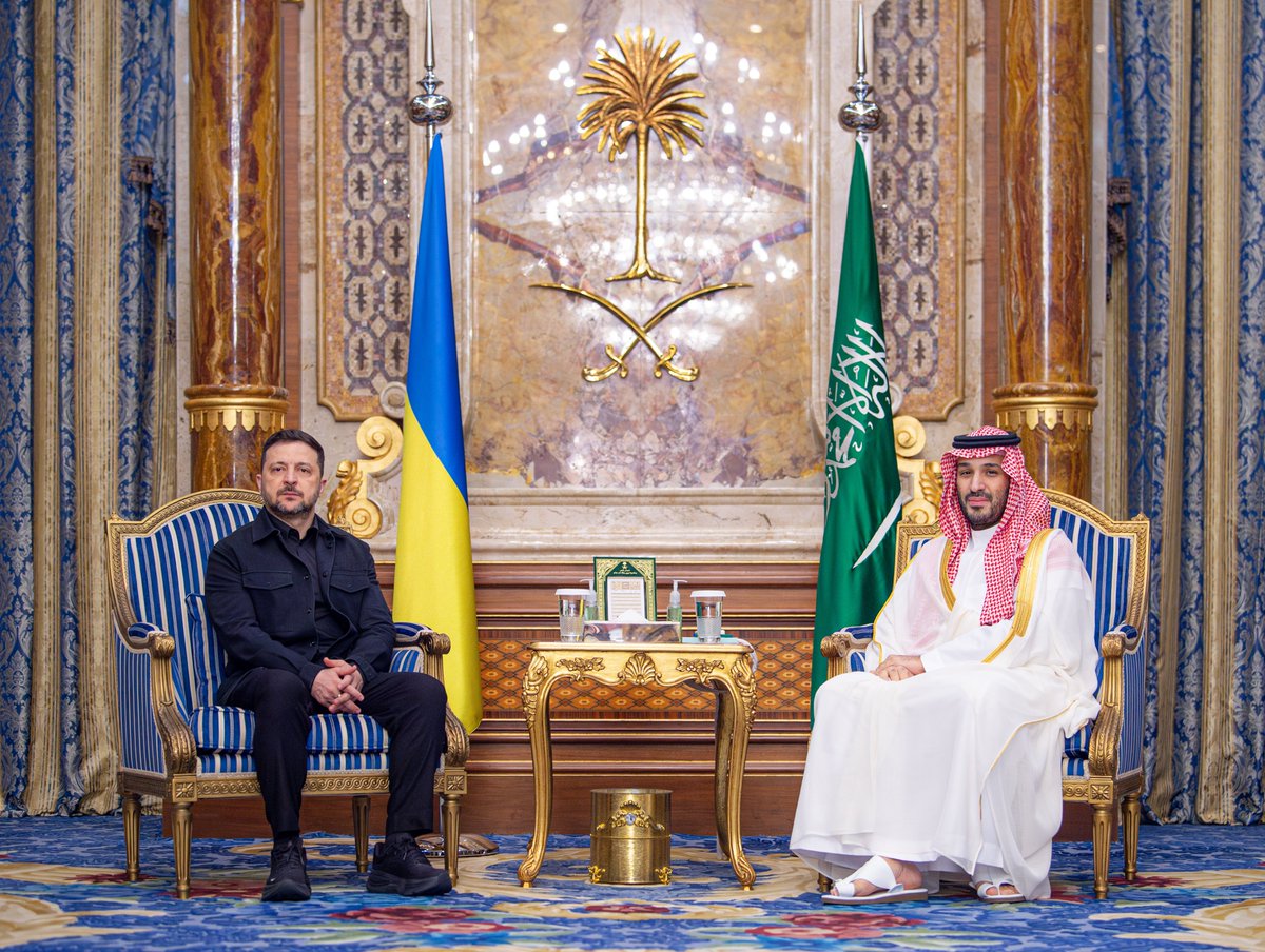 بندر الجلعود tweet media