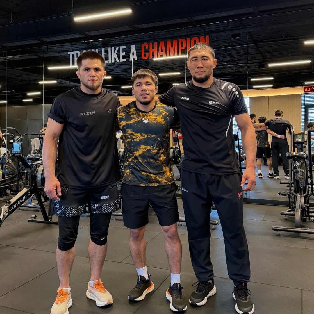 CageSideNote's tweet image. 【🇰🇬🇺🇿🇰🇬】

シェイドゥラエフ🇰🇬 RIZIN FW 王者👑
×
ラマザン・テミロフ🇺🇿 UFC FLWファイター
×
オロルバイ🇰🇬 UFC WW ファイター

#UFC
#RIZIN