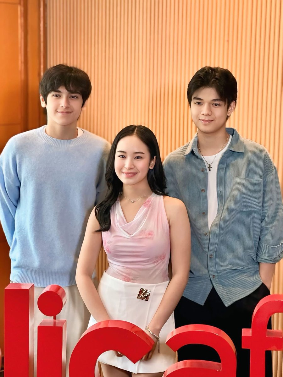 lin 🎀 tweet media