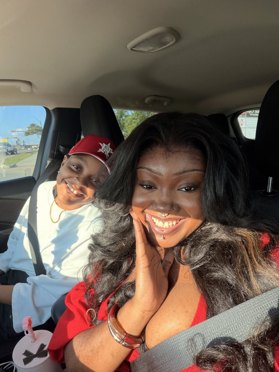 real lover girl incorporated 🧚🏾‍♀️ tweet media