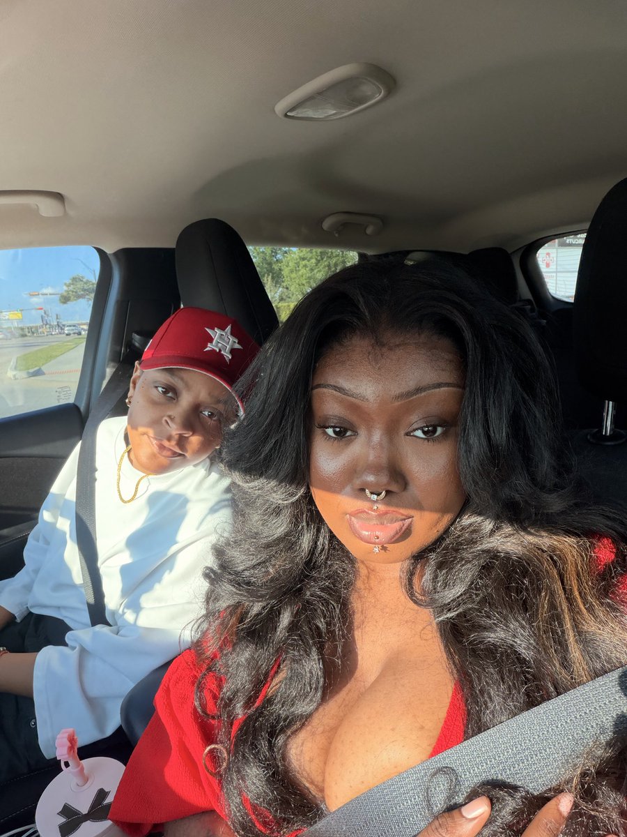 real lover girl incorporated 🧚🏾‍♀️ tweet media