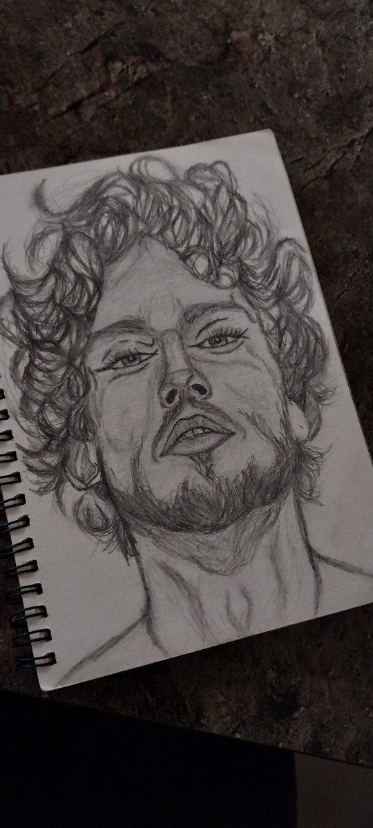 menal70's tweet image. back 🖤
#art #mywork  #artist #ArtistOnTwitter #pencil #DailyArt  #sketches #sketche #sketchart #sketchbook #arts #portrait