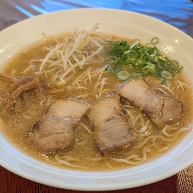 samahiro's tweet photo. 醤油ラーメン 大盛り at 高橋食堂 将

無性に食いたくなってお邪魔  
#岡山ラーメン
#毎日がラーメン https://t.co/fvBOIQsThD https://t.co/RvVAQEDz6I