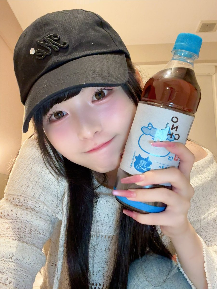 mero8ks2's tweet photo. おにちゃとこのちゃどっちがすき？ https://t.co/zYL2v1Yept