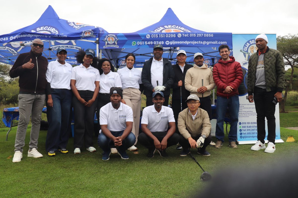 SAPoliceService's tweet image. #sapsGP #EyeInTheSky as SAPS drones were all over Jackal Creek Golf Estate in Honeydew today when #SAPS Gauteng PC, Lt Gen Tommy Mthombeni together with stakeholders played golf for a good cause.

Lieutenant General Mthombeni interacted with SAPS partners and sponsors as he made
