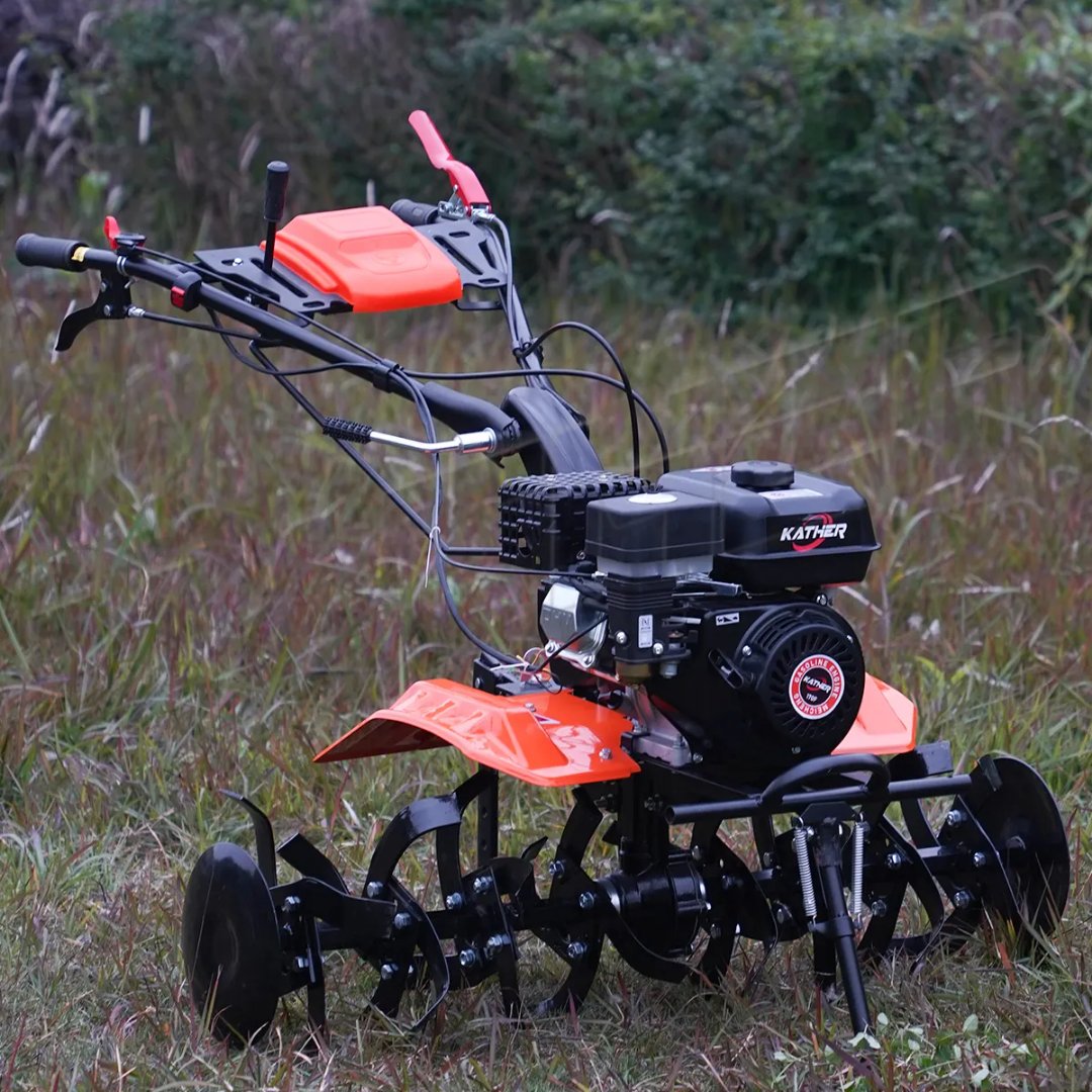 Sabaoirrigation's tweet image. 🇿🇼 $490 - 7.5Hp Petrol powered cultivators walking tractors
Visit our shop today.
📍Shop FF6, 1st Floor, Elcombe Building, Cnr Kenneth Kaunda &amp;amp; Angwa in Harare , Opposite TM Pick n pay entrance 
☎️+263780776133
#agriculture #farming #Irrigation #Zimbabwe