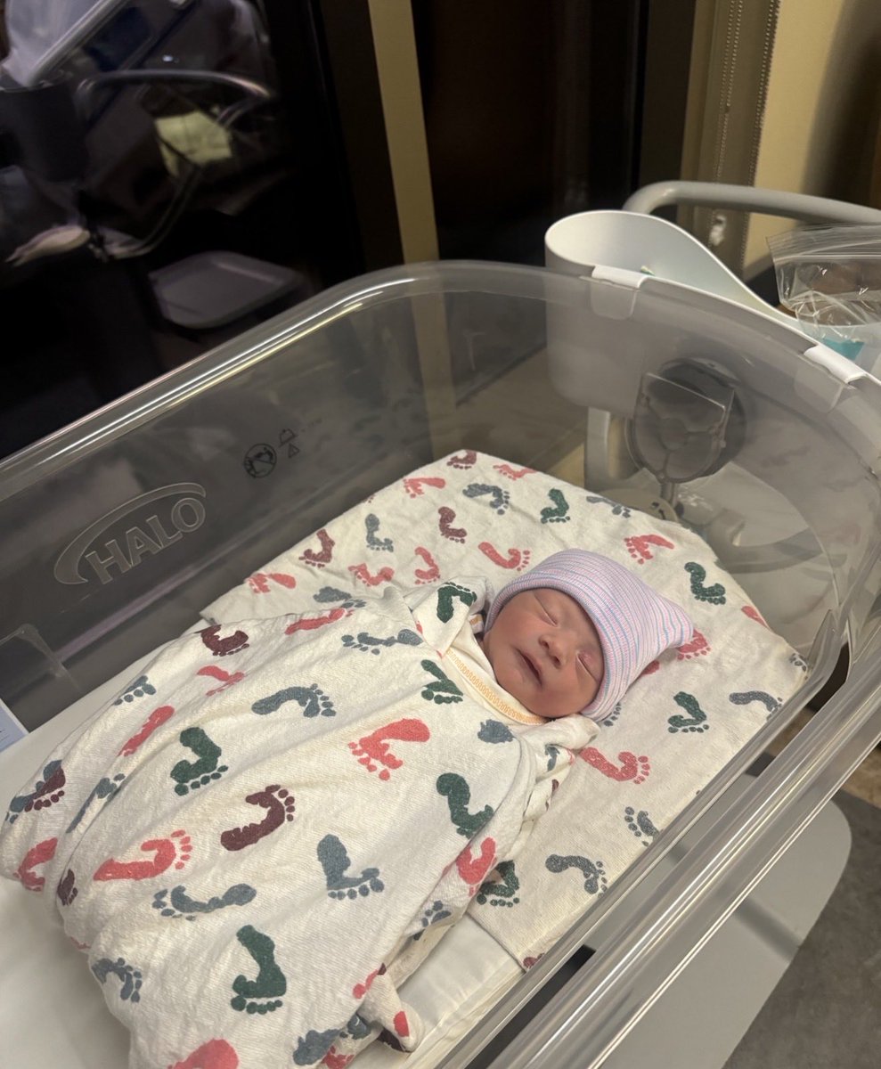Fairburn_Fire's tweet photo. 🚒❤️ It’s a great day for the Brundidge family!

Welcome baby Levi Brundidge — proud son of our own Firefighter Tayon Brundidge.

Another little one joining the firehouse family. Congratulations to mom and dad on their newest blessing! 👶🔥

#FairburnFire @CityofFairburn https://t.co/lYqtE0R6ZP